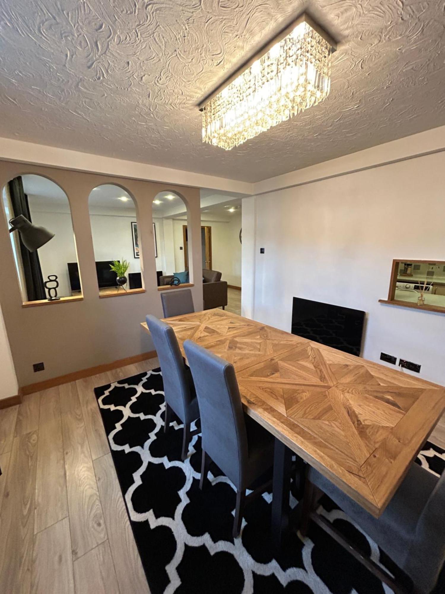 Spacious 3 Bedroom Apartment Close To Marina, 2 Parking Spaces, Kingsize Or Single Beds سوثامبتون المظهر الخارجي الصورة