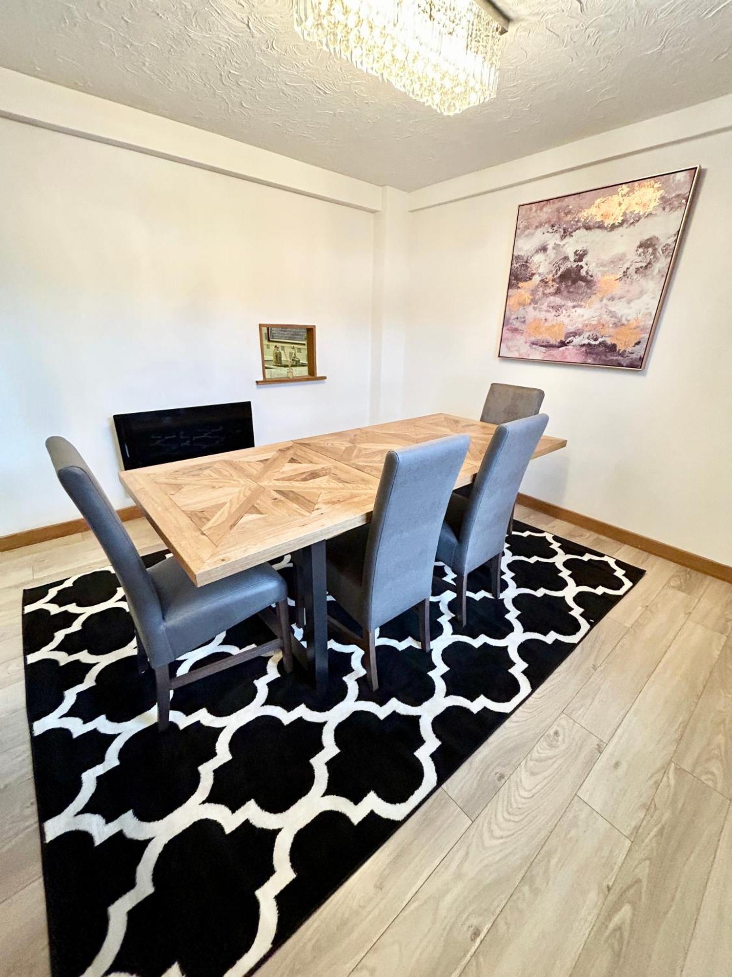 Spacious 3 Bedroom Apartment Close To Marina, 2 Parking Spaces, Kingsize Or Single Beds سوثامبتون المظهر الخارجي الصورة